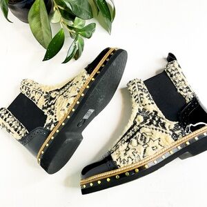 FREE PEOPLE Stylish Black and Cream Boho Women's Boots